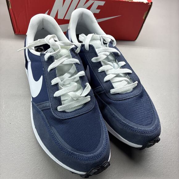 NEW Nike Waffle Navy Midnight Navy Running Sneakers FJ4195-400 Mens M 10 W 11.5 main image 4